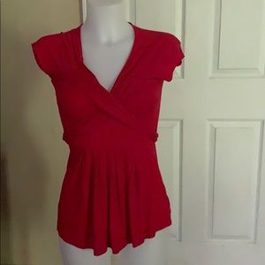 Women’s XS red top